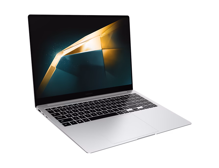 삼성전자 갤럭시북4 프로 NT960XGK-KC51S 정면 대각선에서 본 모습